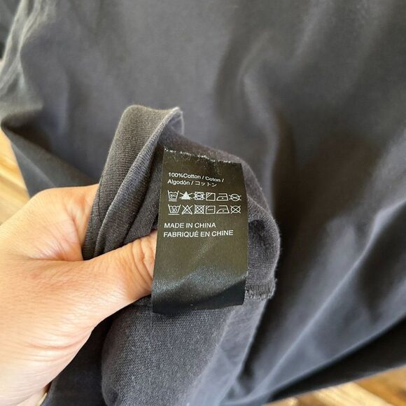 Mo & Co Looney Tunes Small Graphic Tee Shirt Tweety Bugs Bunny Sylvester Daffy - Picture 12 of 12